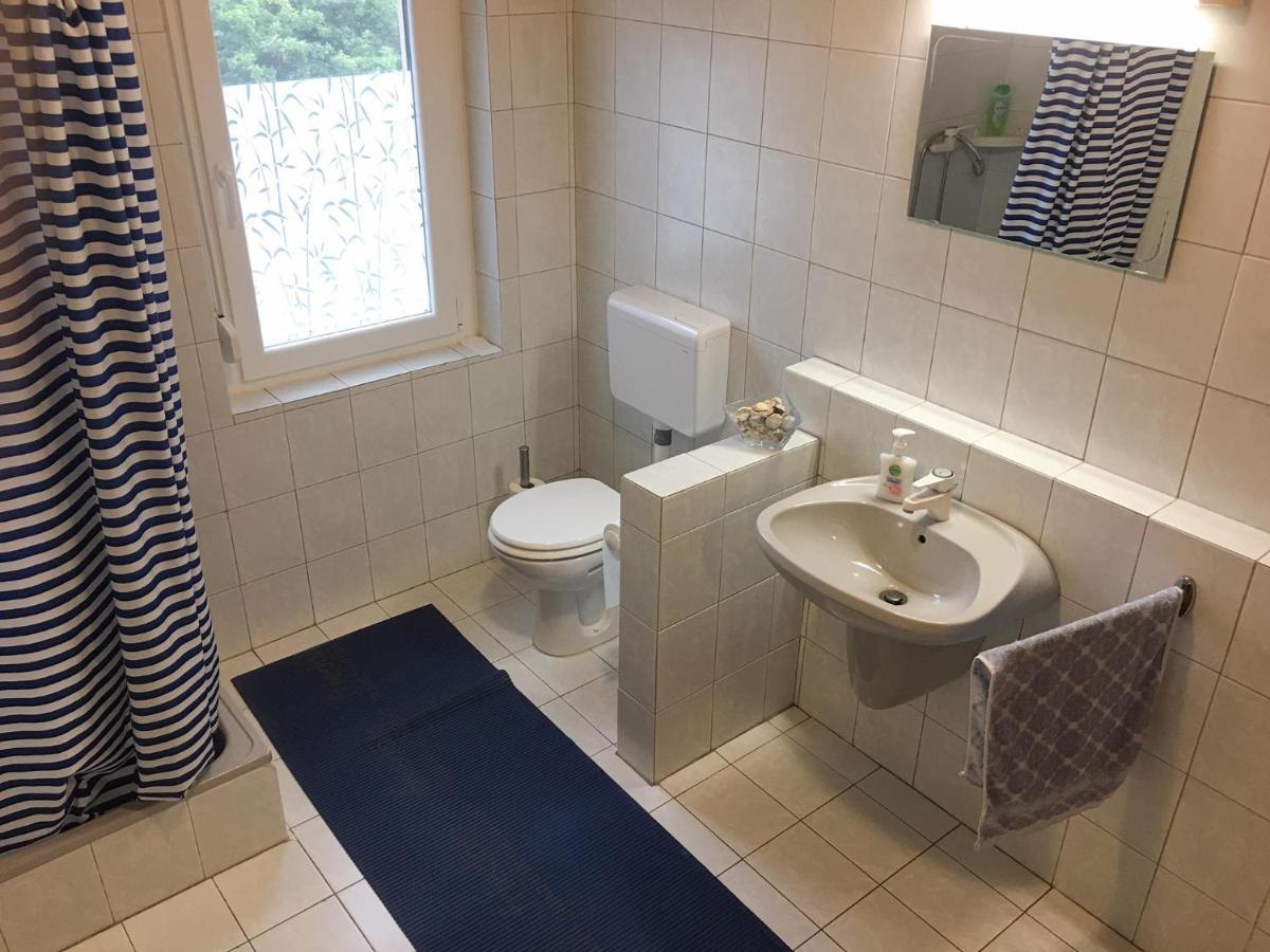 Baranya Apartman Ata Exterior photo